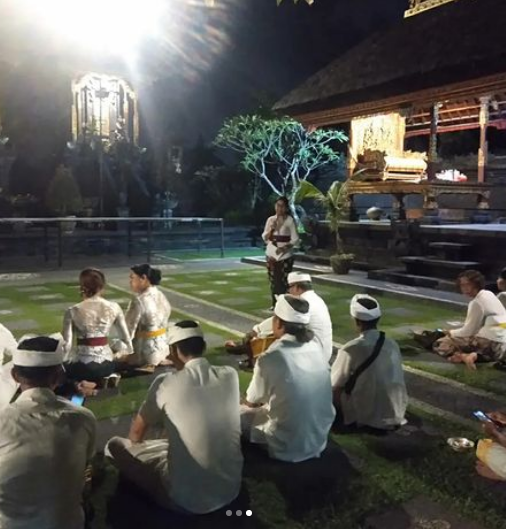 Kegiatan Darma Wacana atau Penyuluhan Agama sekaligus Persembahyangan Bersama