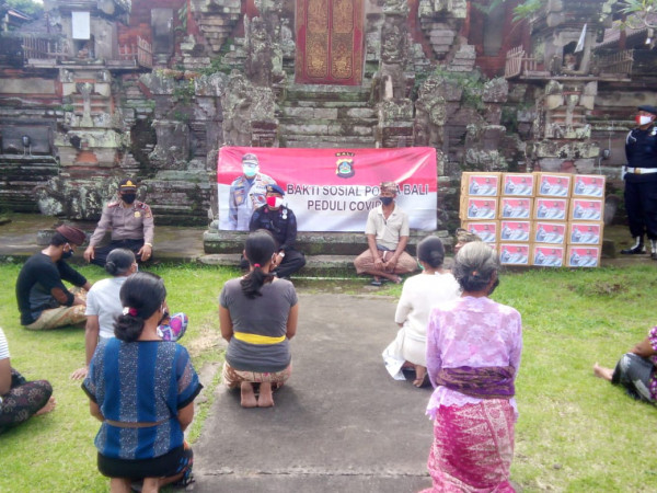 Kegiatan bakti sosial dari Kapolda Bali