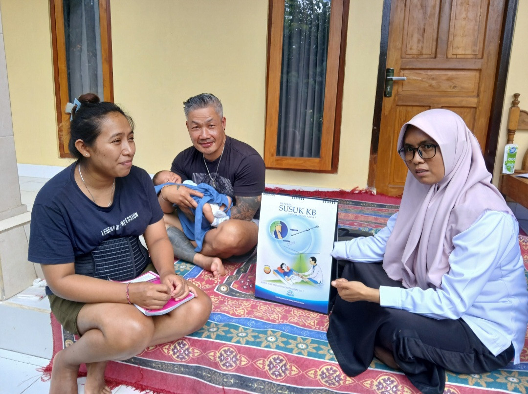 KIE tentang pentingnya pengasuhan 1000HPK