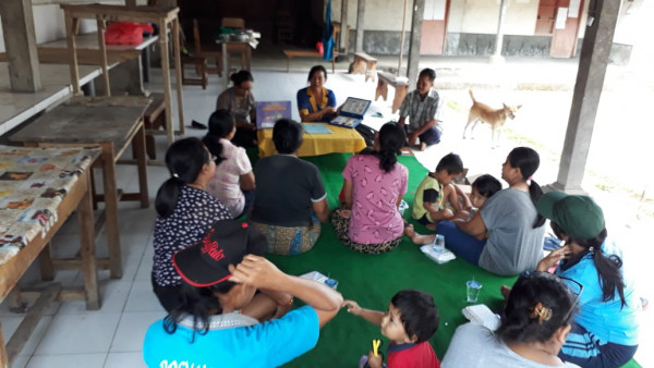 Kegiatan Posyandu di Kampung KB Desa Sinduwati