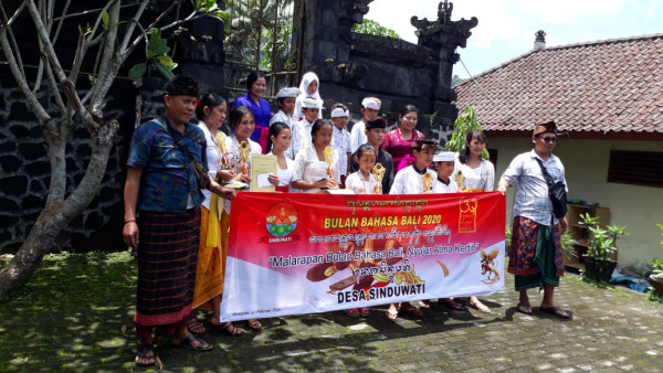 Sesi foto bersama diakhir acara