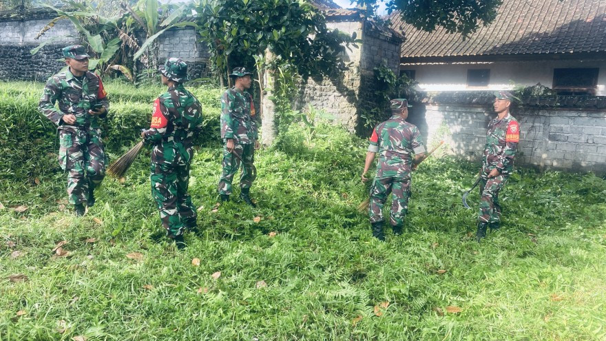 GOTONG ROYONG TNI-POLRI
