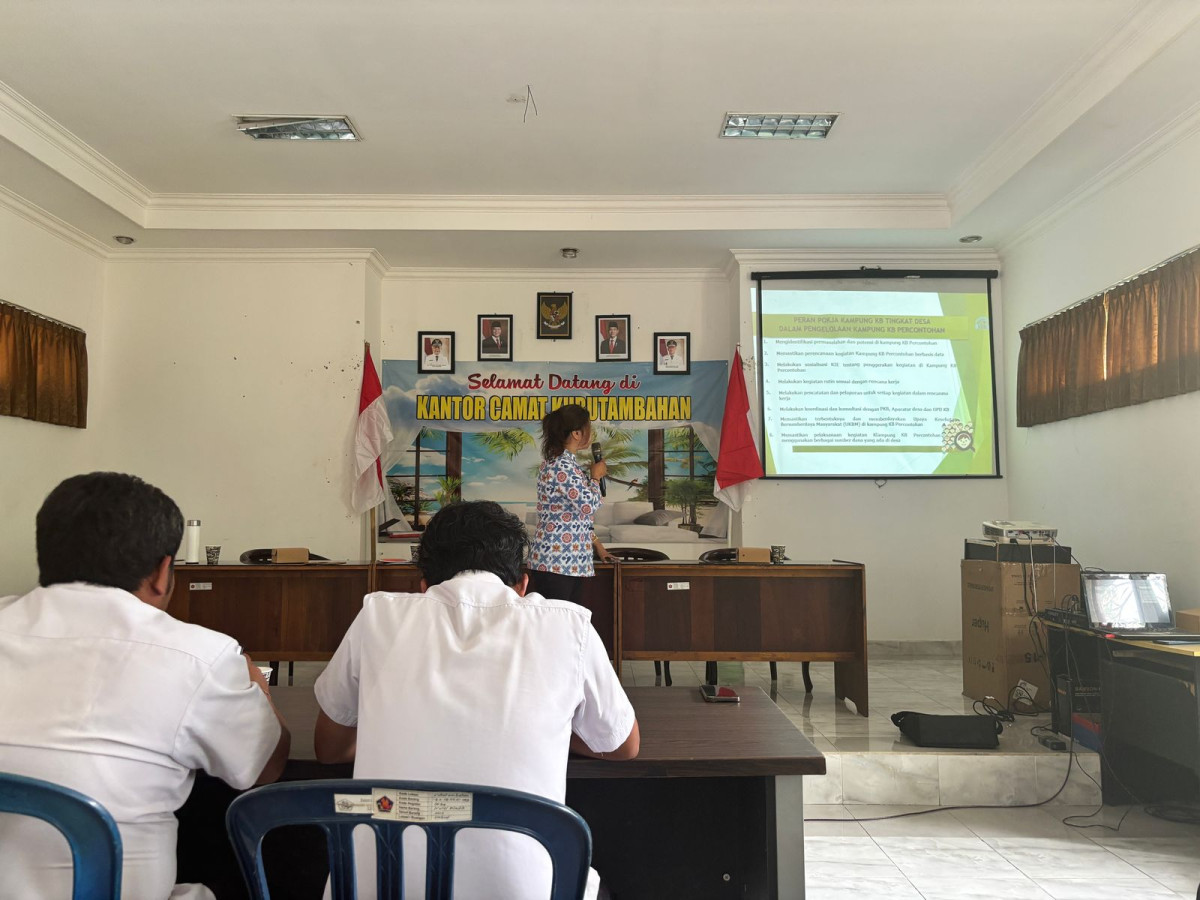 KEGIATAN PERTEMUAN PEMBEKALAN POKJA KAMPUNG KB