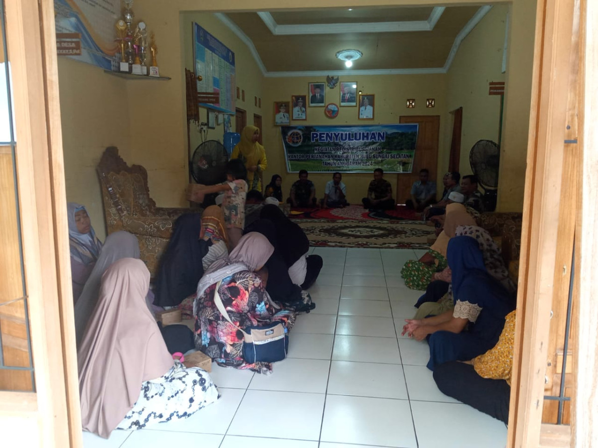 PENYULUHAN PROGRAM REDIS ( REDISTRIBUSI TANAH ) DARI DINAS PERTANAHAN