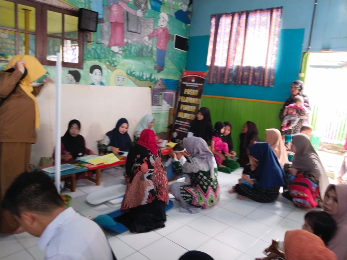 Pelaksanaan kegiatan posandu dan BKB