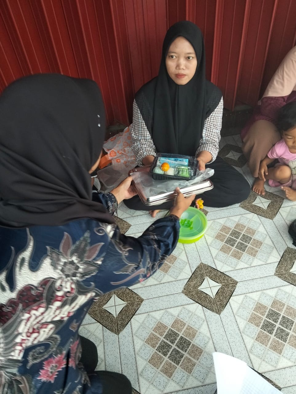 Pembagian MBG Untuk 3B (Bumil, Busui, dan Balita Non Paud) Tim 1 dan 2