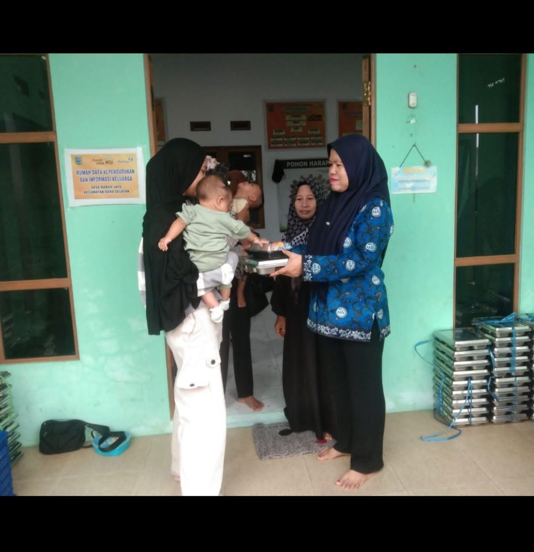 Pembagian MBG Untuk 3B (Bumil, Busui, dan Balita Non Paud)  Tim 3, 4, & 5