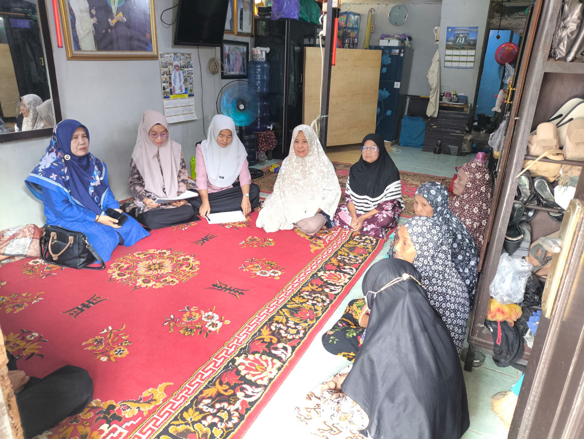 Melakukan Pembinaan Poktan BKL Sekar Sari Kelurahan Antasan Kecil Timur