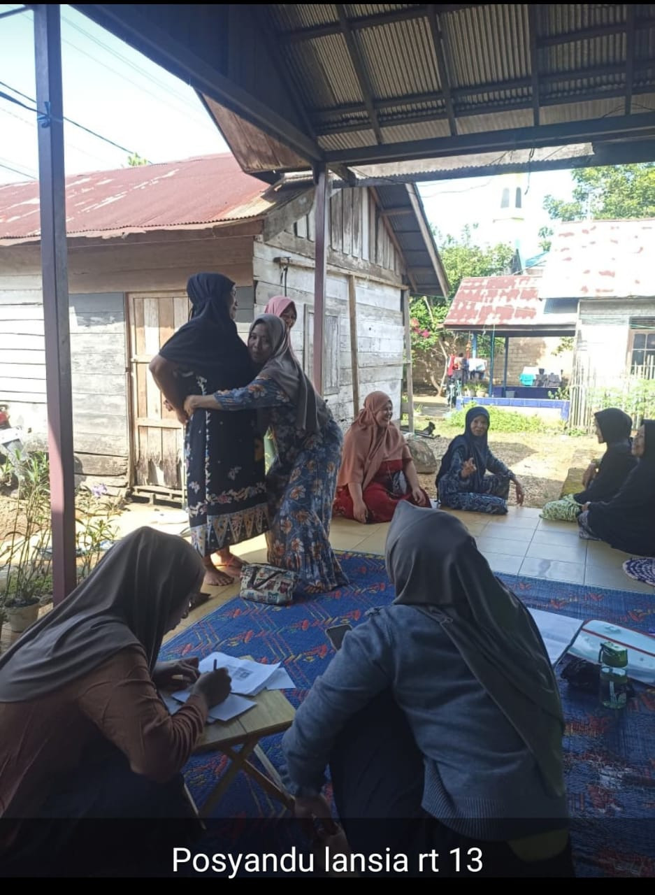 Kegiatan Bina Keluarga Lansia