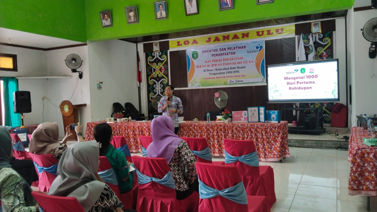 Orientasi dan Sosialisasi cara pemanfaatan alat peraga BKB KIT HI, BKB KIT Stunting dan KIE KIT
