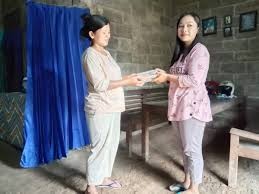 Pemberian tambahan asupan gizi bagi ibu hamil kurang energi kronik (KEK)
