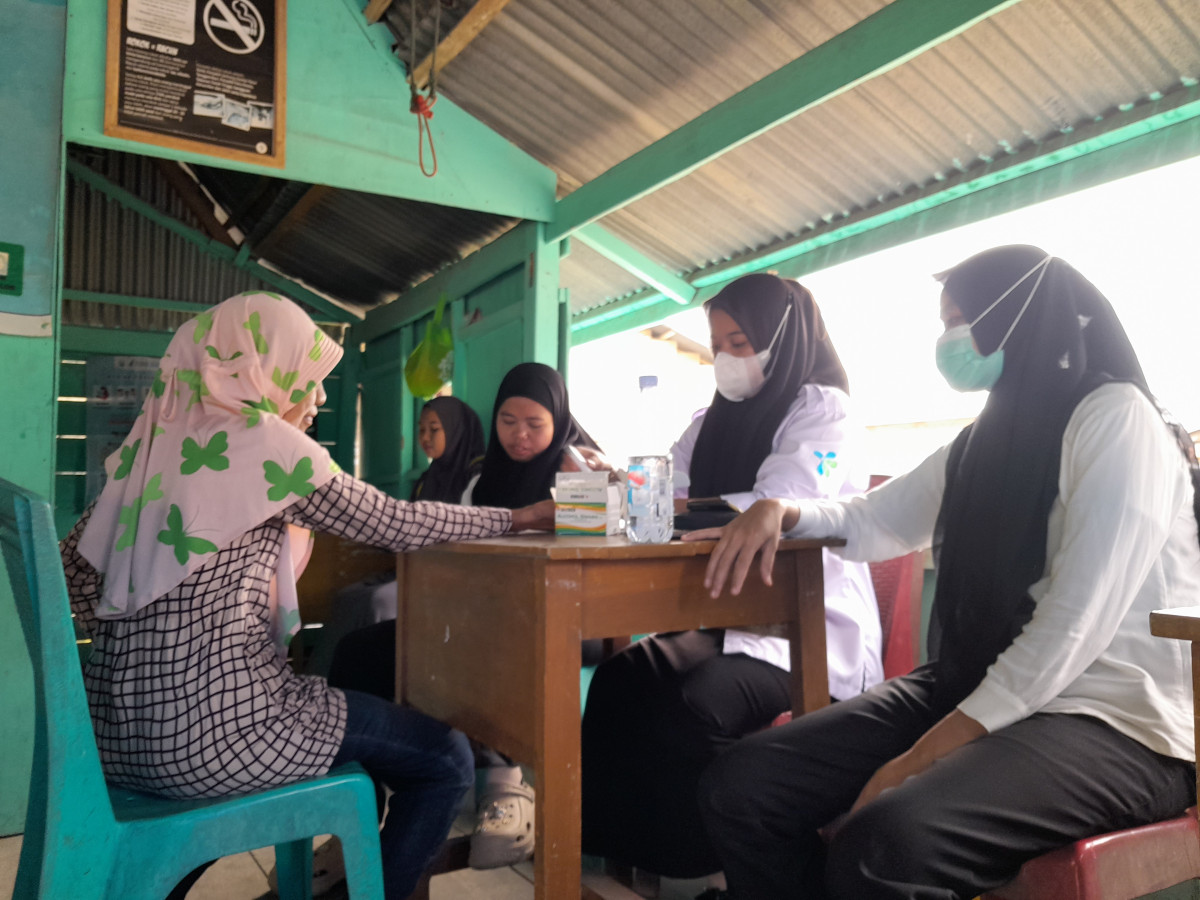 Melakukan pemeriksaan bagi calon p