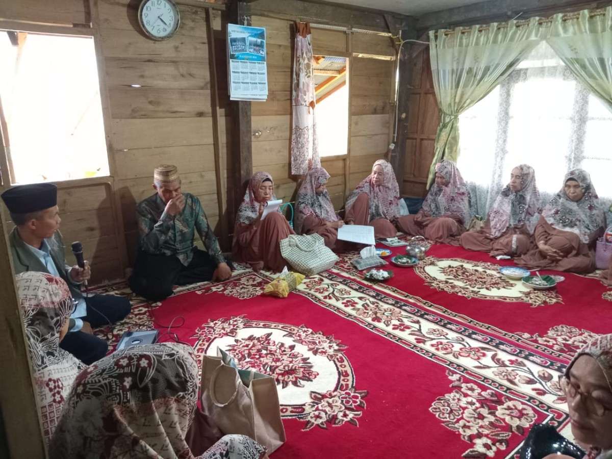 Pendidikan dan layanan Agama bagi keluarga dan masyarakat