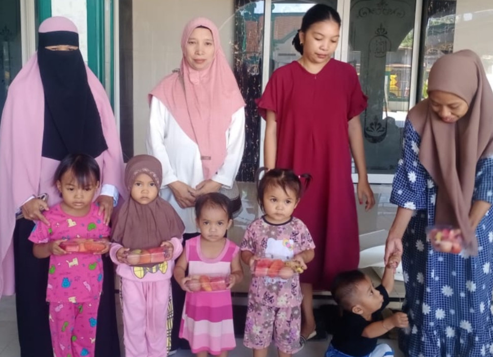 Pemberian asupan gizi bagi balita pmt