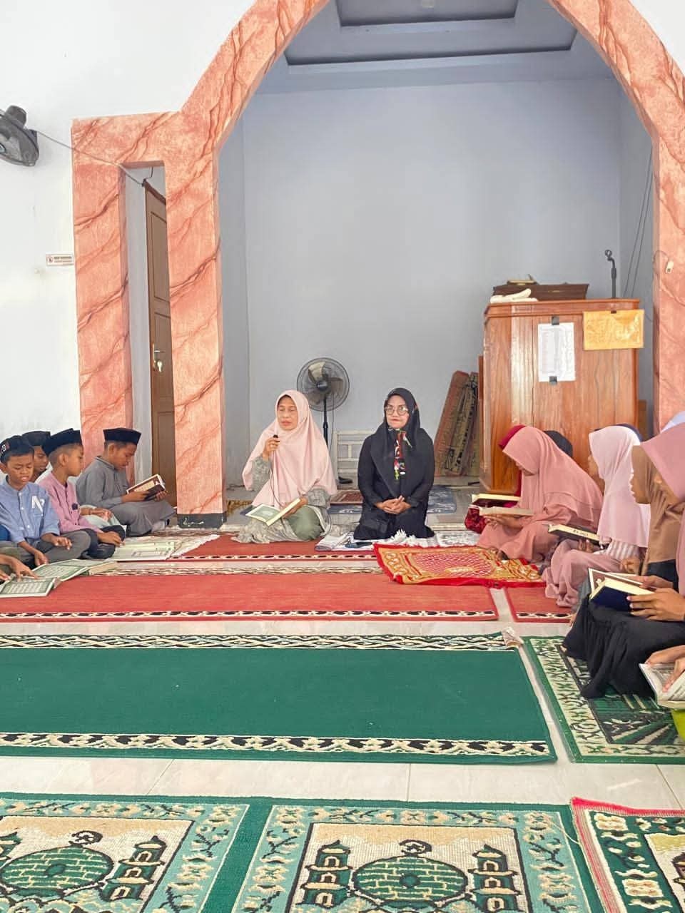 Pendidikan dan layanan Agama bagi keluarga dan masyarakat