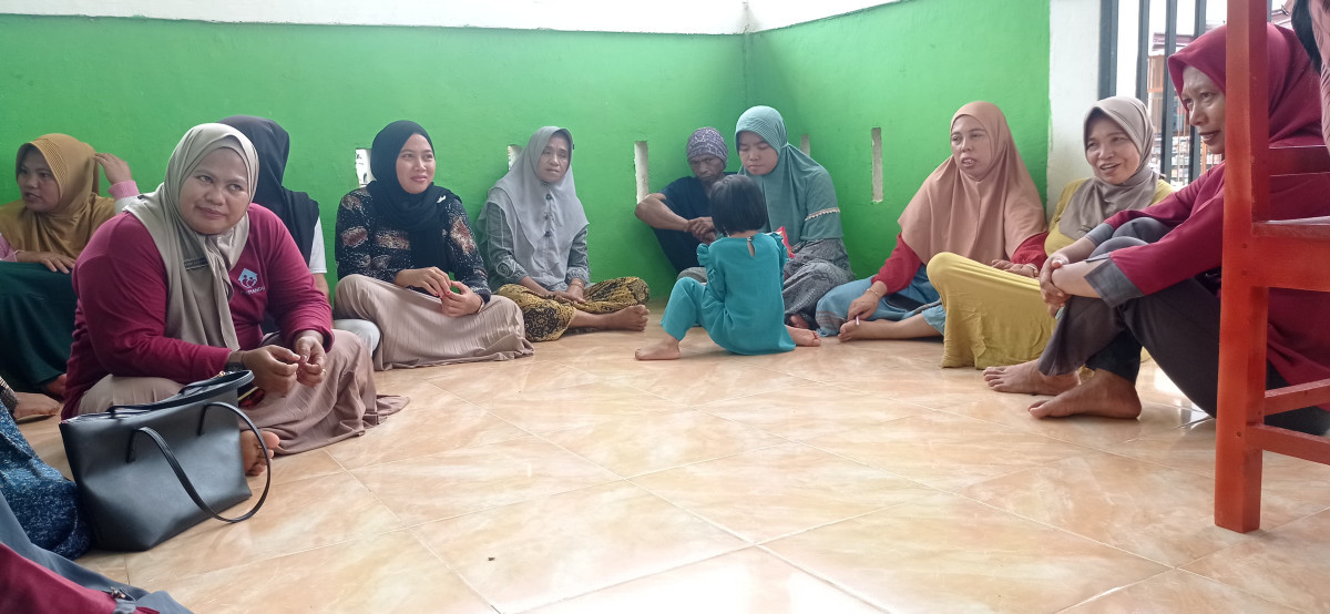 Pendampingan ibu/keluarga balita meliputi pemenuhan gizi, pengasuhan, dan pelayanan kesehatan