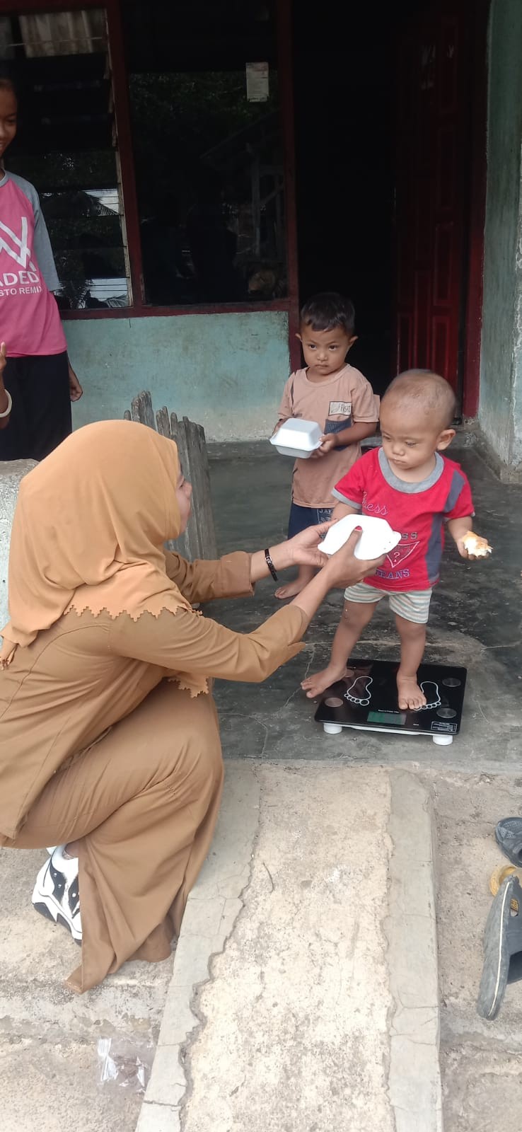 pemberian makanan tambahan