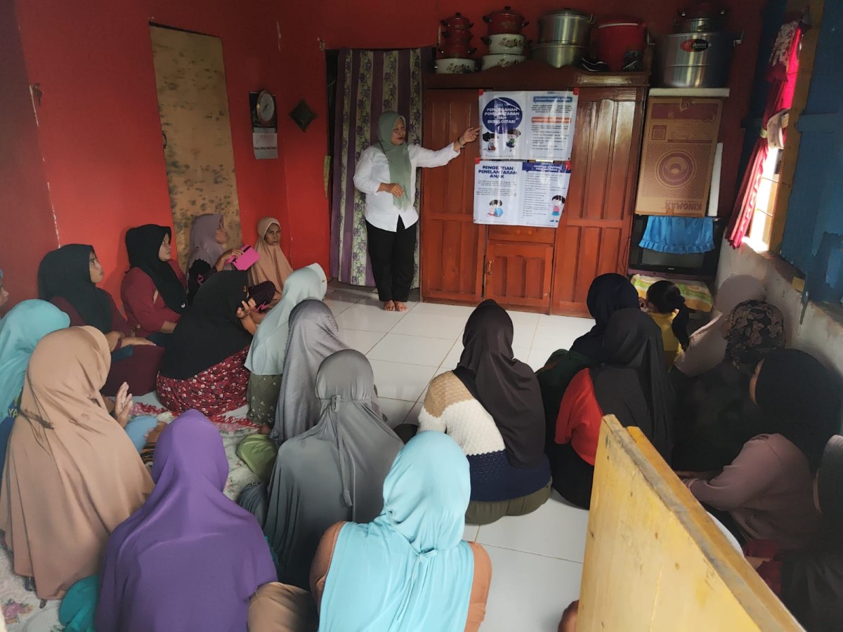 Pertemuan Peningkatan Kemampuan Keluarga ( P2K2 ) dengan Modul Perlindungan Anak