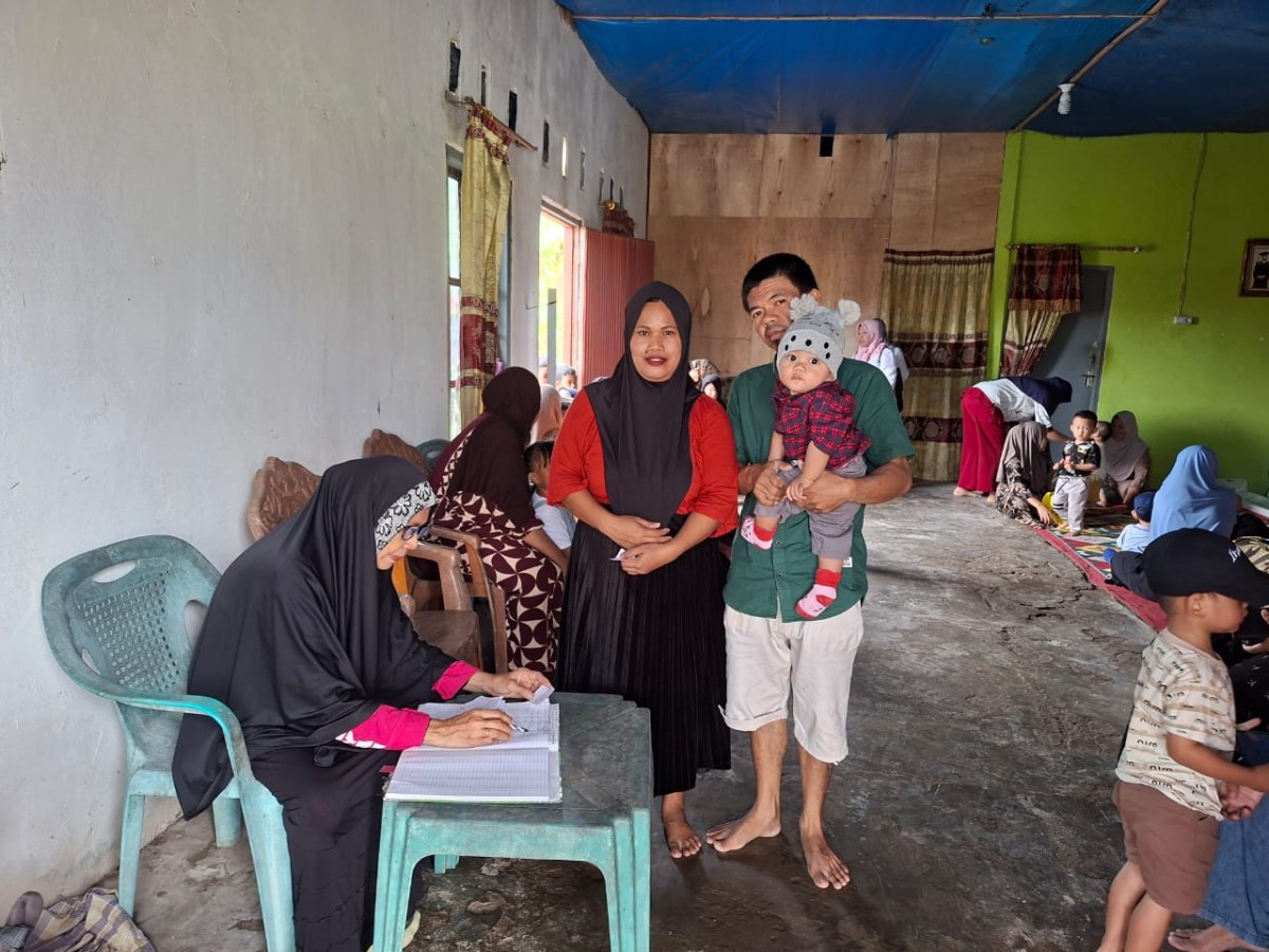 GATI ( Gerakan Ayah teladan Ke Posyandu )