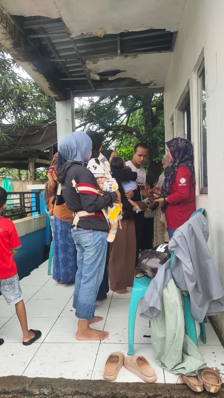 Melakukan KIE Tentang Kesehatan Reproduksi