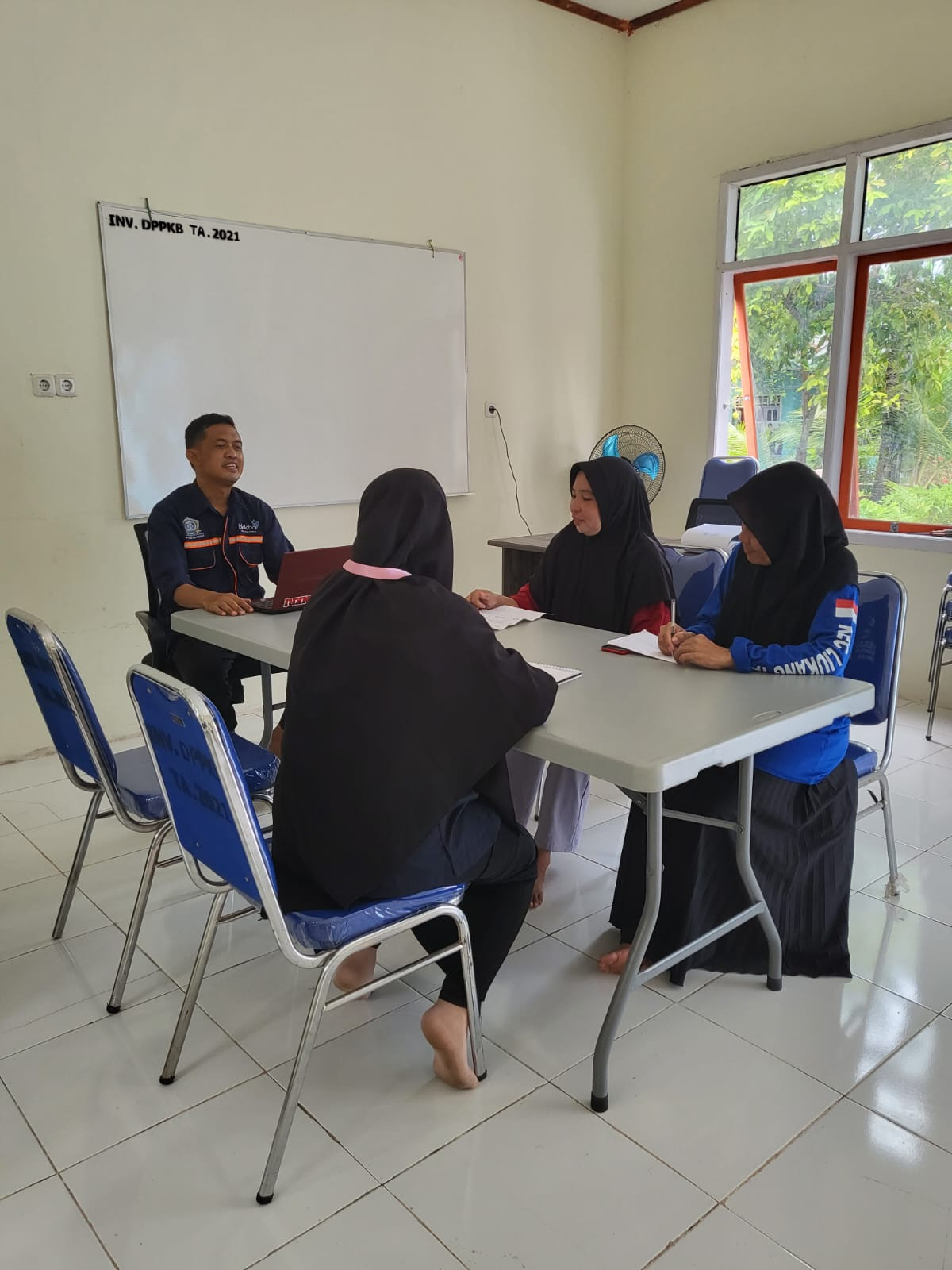 PEMBINAAN KAMPUNG KB