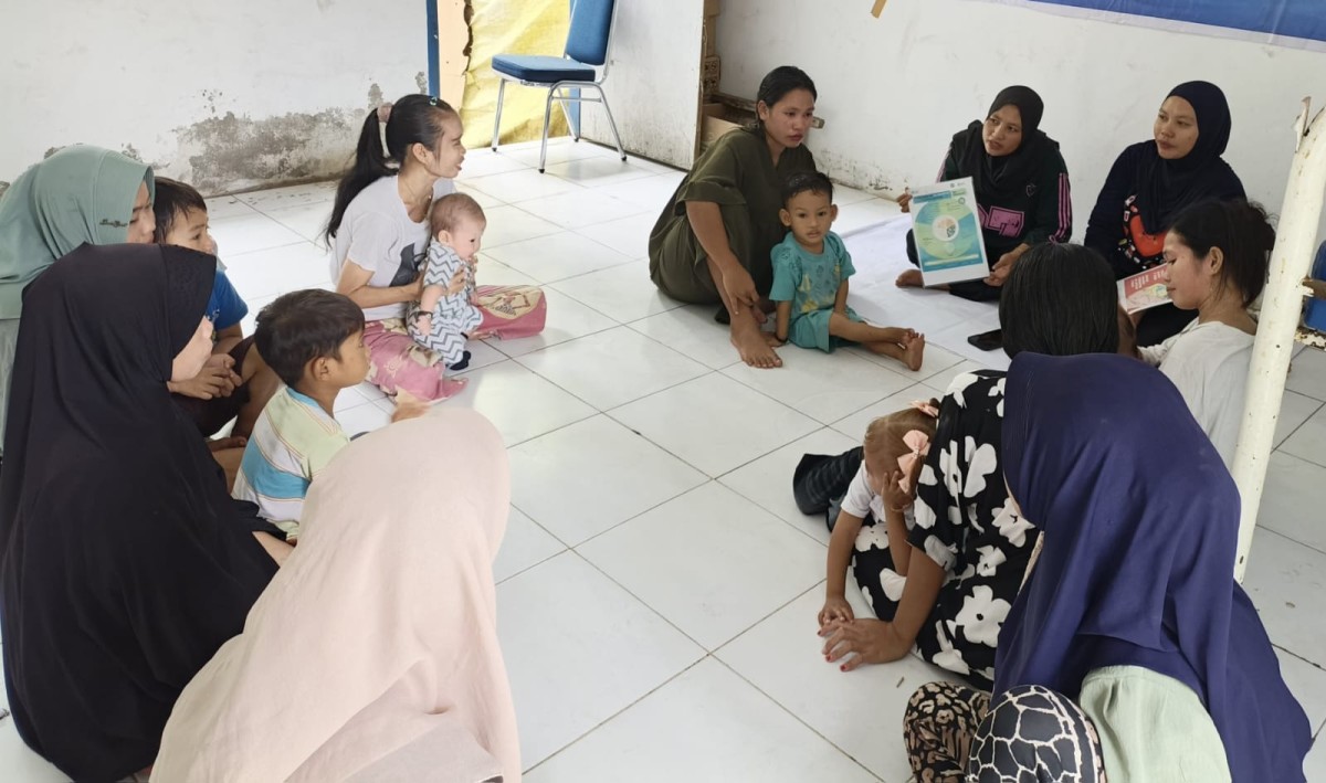 Pendampingan ibu/keluarga balita meliputi pemenuhan gizi