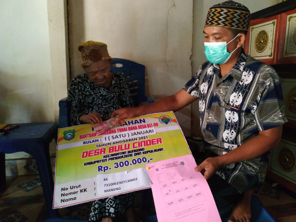Pembagian BLT dana Bulu Cindea Tahun 2021