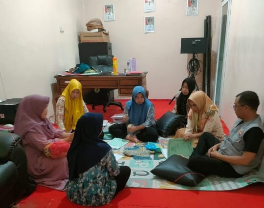 Pembinaan kepada TIM pendamping keluarga