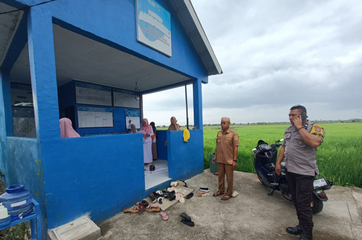 Melakukan Pembinaan Posyandu