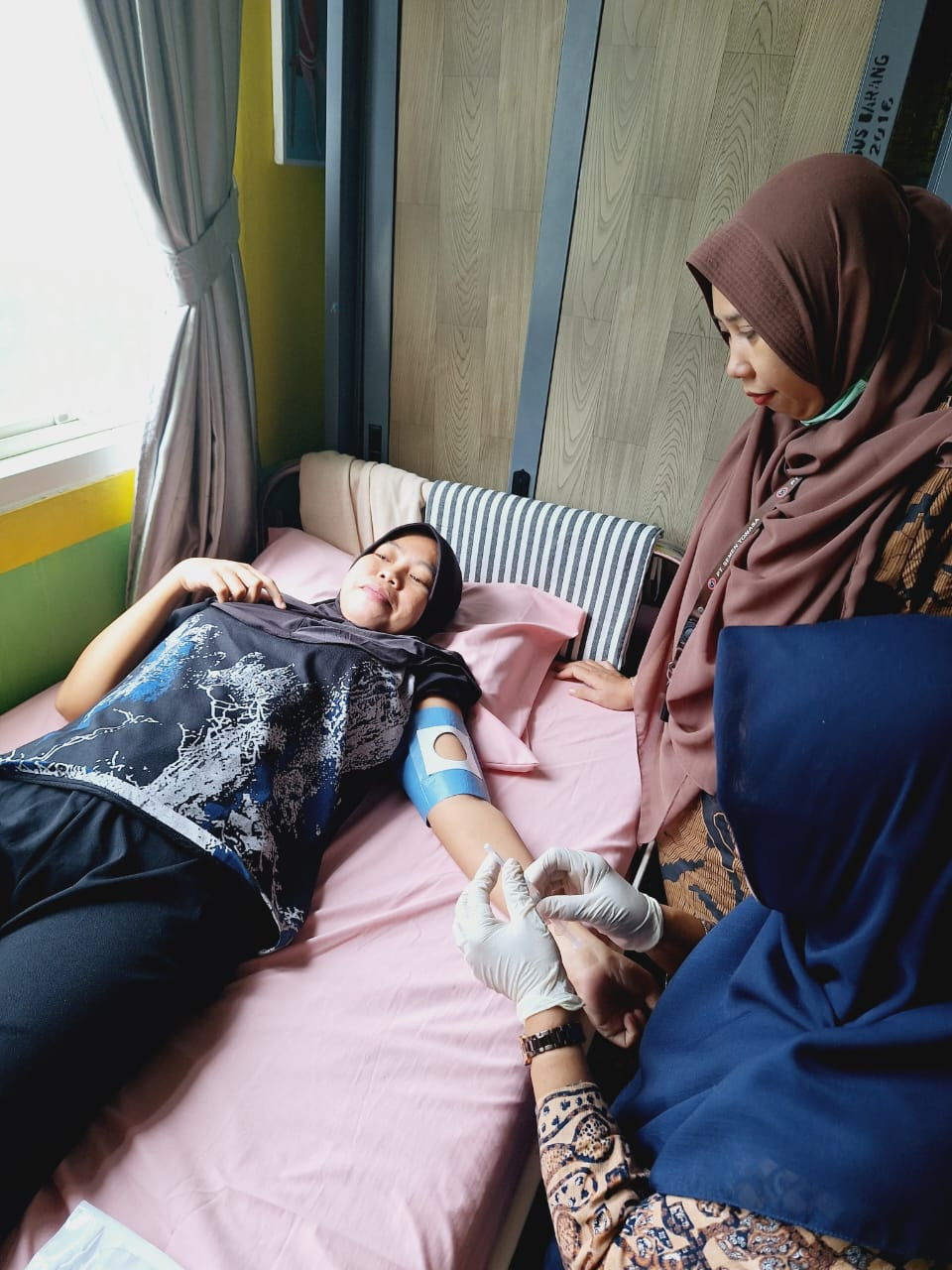 Pelayanan pemasangan implan