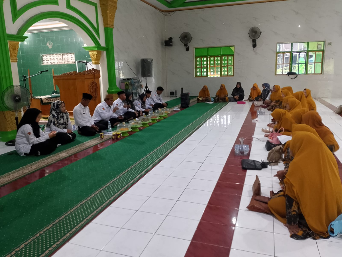 Pertemuan Rutim Majelis taklim jami darussalam Desa Padanglampe