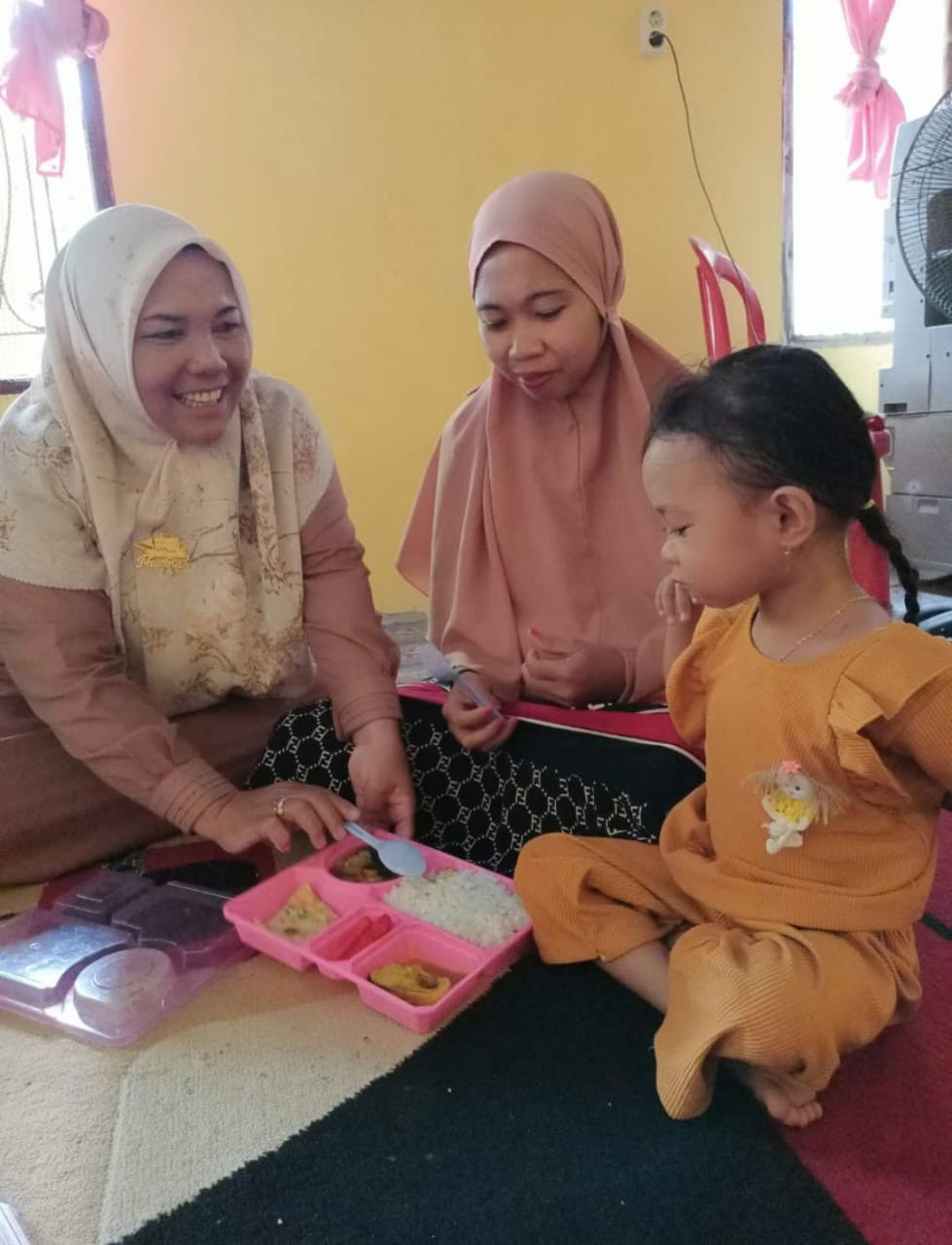 Pemberian makanan tambahan berbasis lokal