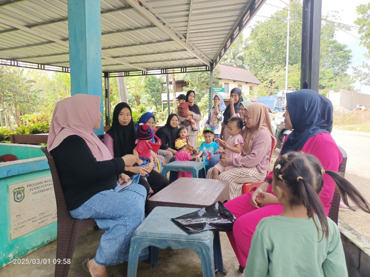 Penyuluhan tentang pencegahan stunting melalui  1000 Hpk