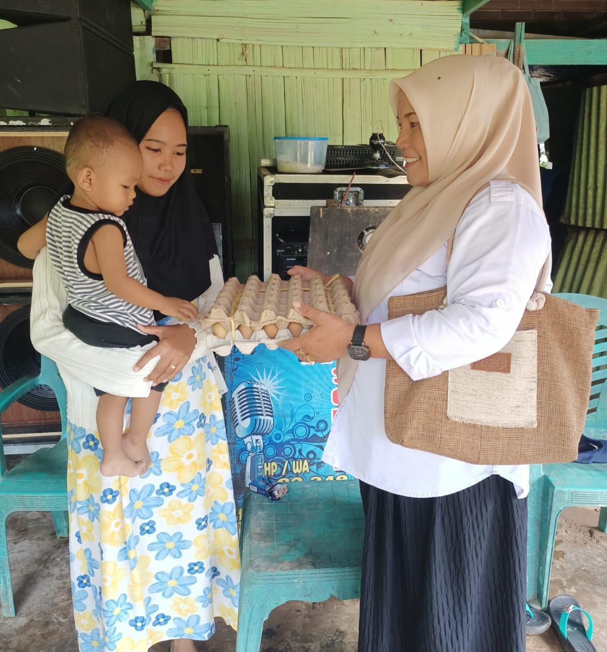 Pemberan telur kepada anak stunting