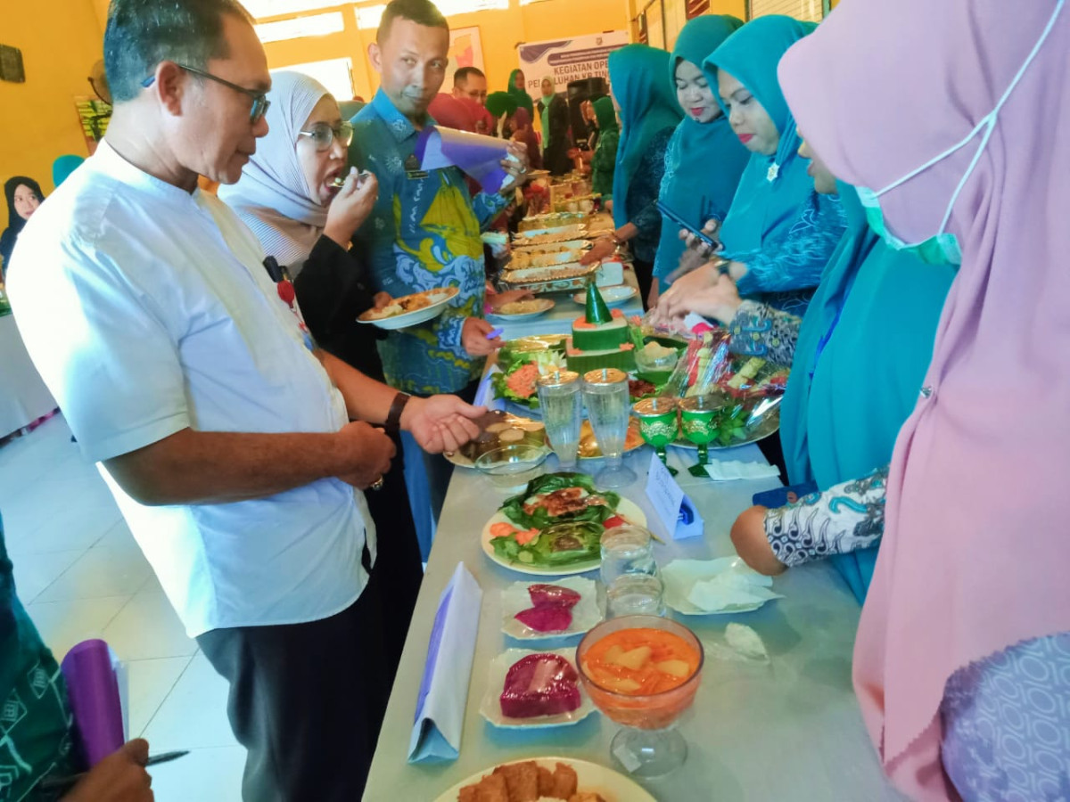 Louncing kegiatan Dapur Atasi Stunting (DASHAT)