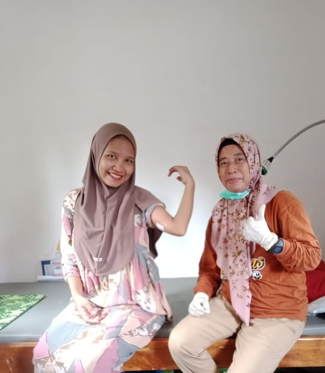 Pemasangan alat kontrasepsi KB Implant