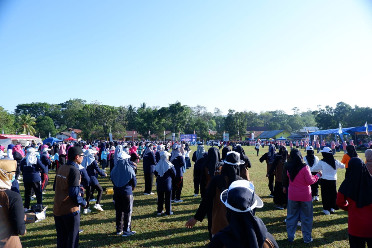 senam germas diacara jambore kader se kab. Barru