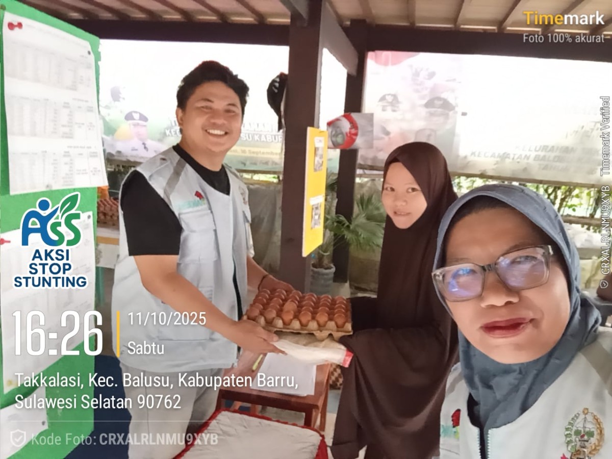 PEMBERIAN TELUR BAGI KELUARGA BERESIKO STUNTING