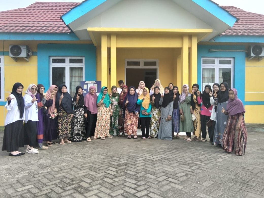 Dokumentasi kegiatan Sekolah Lansia "Mappadeceng" Kelurahan Macanre