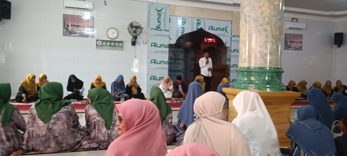 Pengajian Bulanan PKK