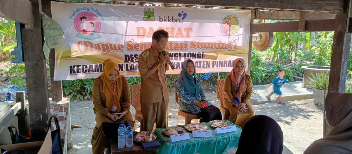 Dapur Sehat Atasi Stunting (DASHAT)