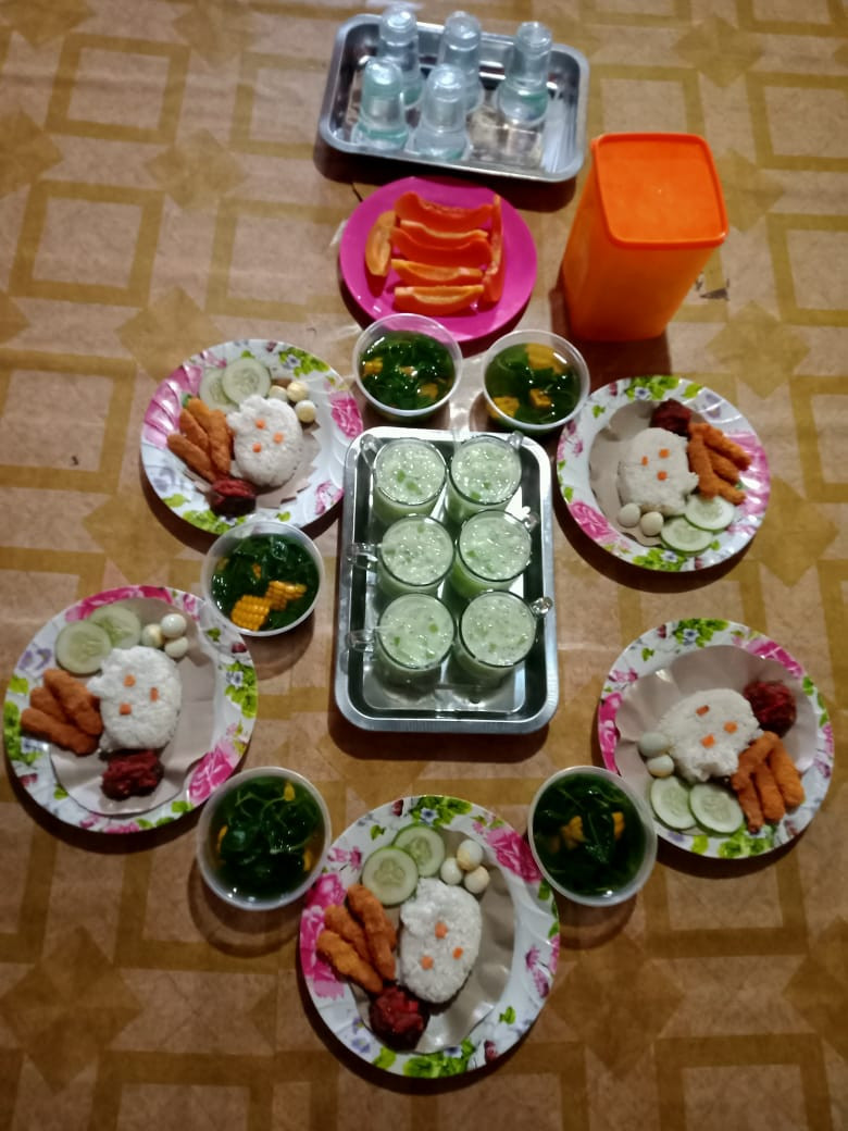 Pembagian makanan tambahan (Dashat)