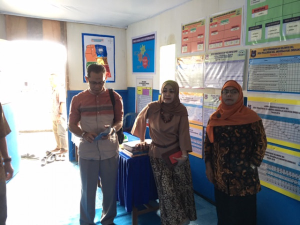 penilaian rumah dataku kampung KB Desa Pekalobean