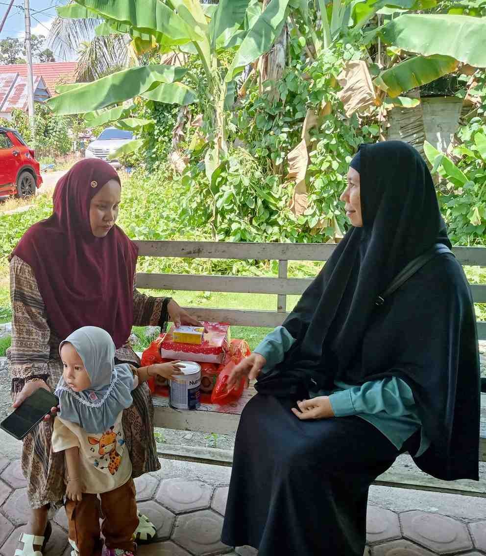 Pemberian bantuan pangan selain beras dan telur