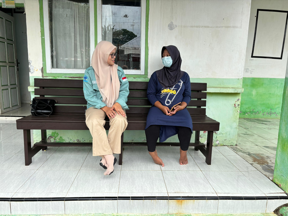 Melakukan KIE Ibu Hamil