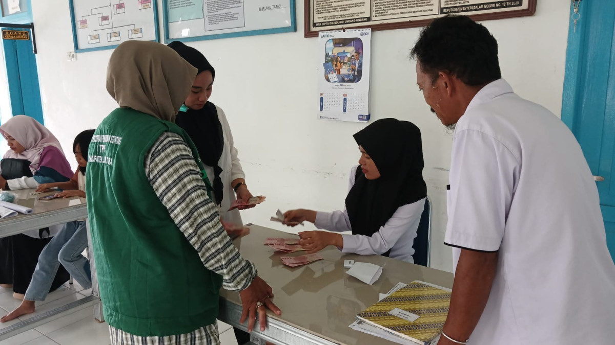 PENERIMAAN HONOR TPK DESA TOKKE