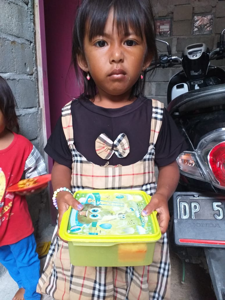 PEMEBERIAN PMT DESA TOKKE