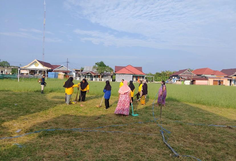 KEGIATAN JUMAT BERSIH