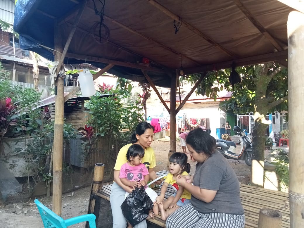 Melakukan kegiatan pembinaan bkb