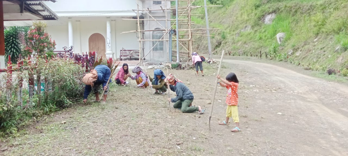 Kegiatan jumat bersih di Lembang Karre Limbong